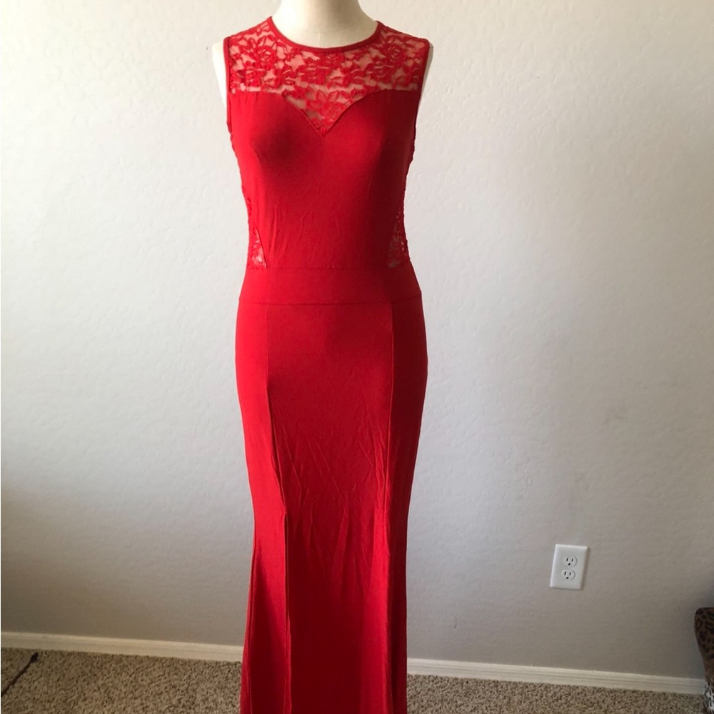 Viwenni Elegant Red Lace Evening Gown